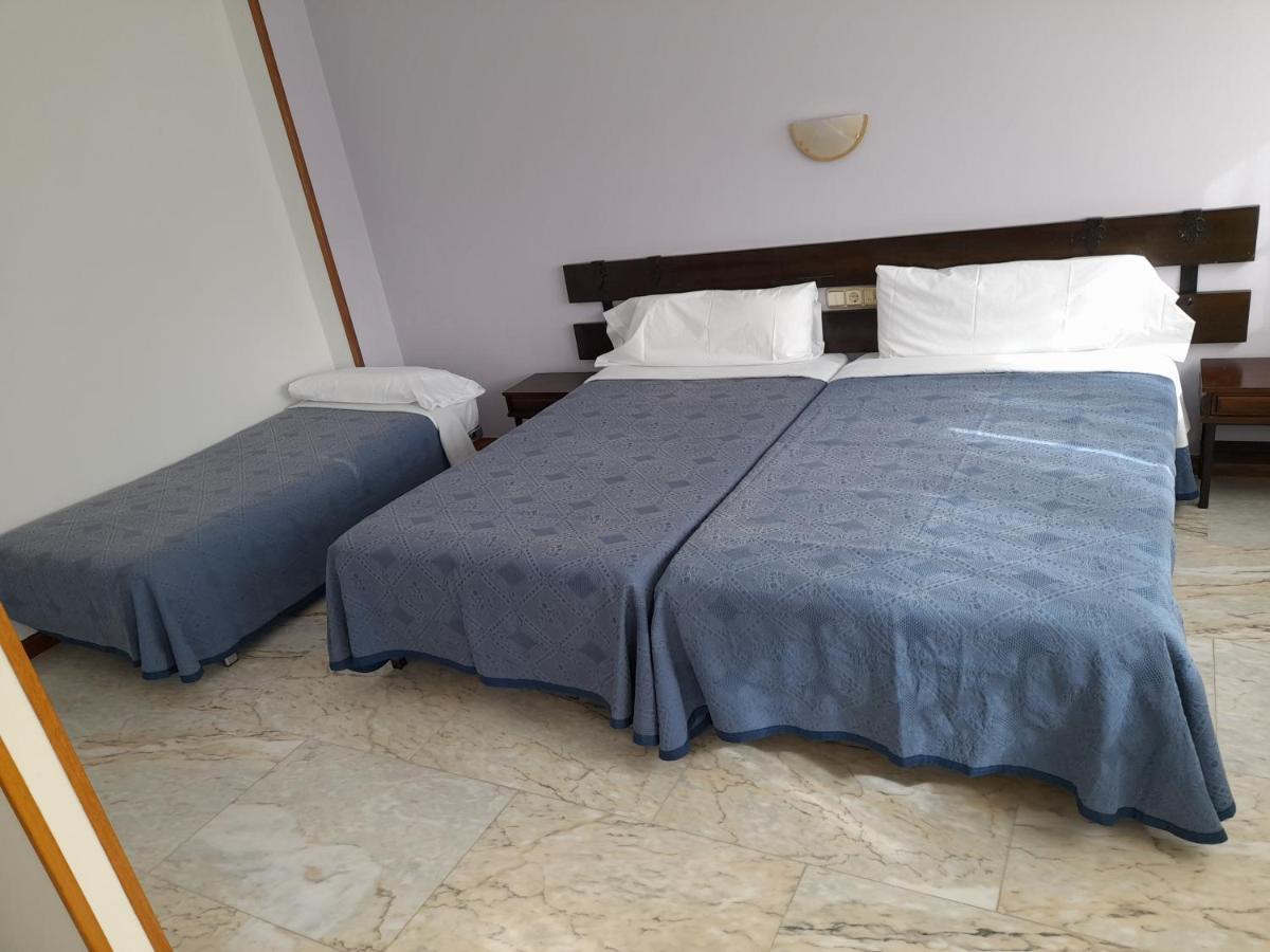 Hotel Os Carballos ซิกวยโร ภายนอก รูปภาพ