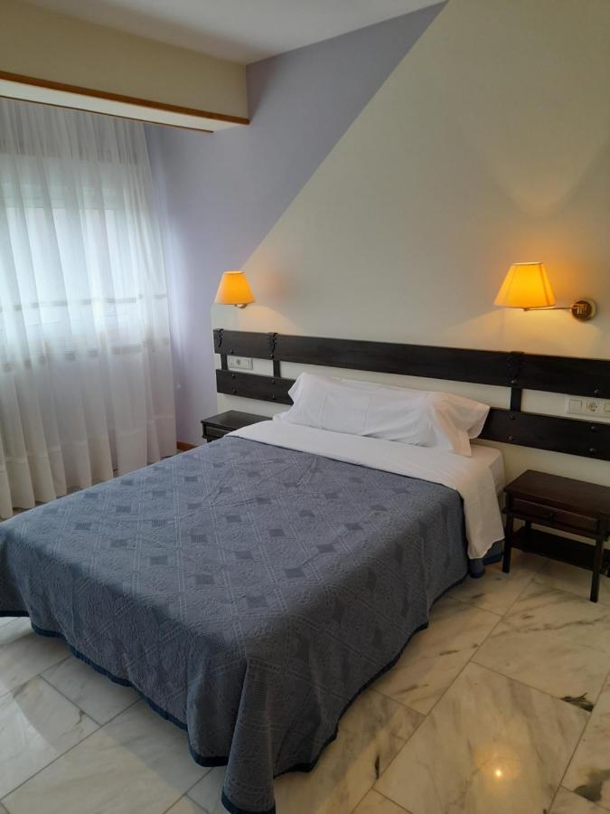 Hotel Os Carballos ซิกวยโร ภายนอก รูปภาพ