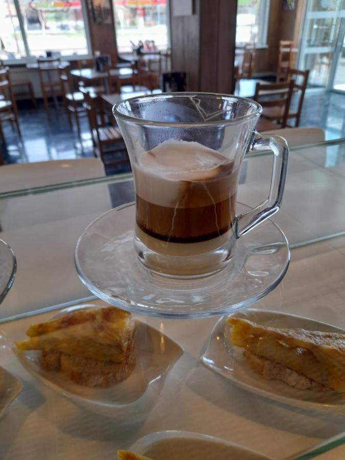 Hotel Os Carballos ซิกวยโร ภายนอก รูปภาพ